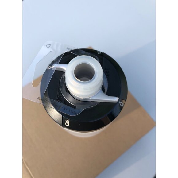 Peloton x Camelbak x Lululemon Clear Podium Water Bottle 24oz- 1 Unit Quantity 1 - Picture 5 of 6